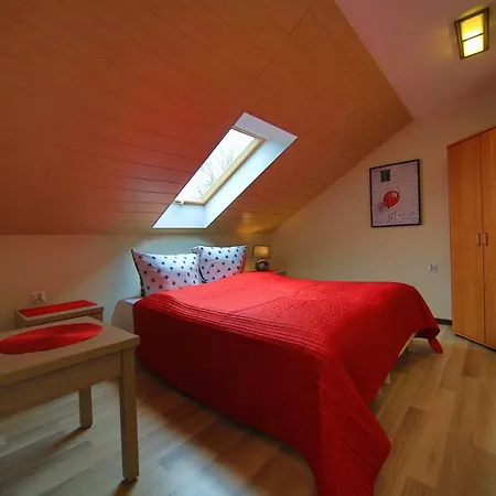 Pod Debami Habitación en casa particular *